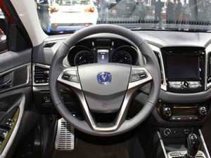 2016款1.6L GDI自动锐酷型 中控区