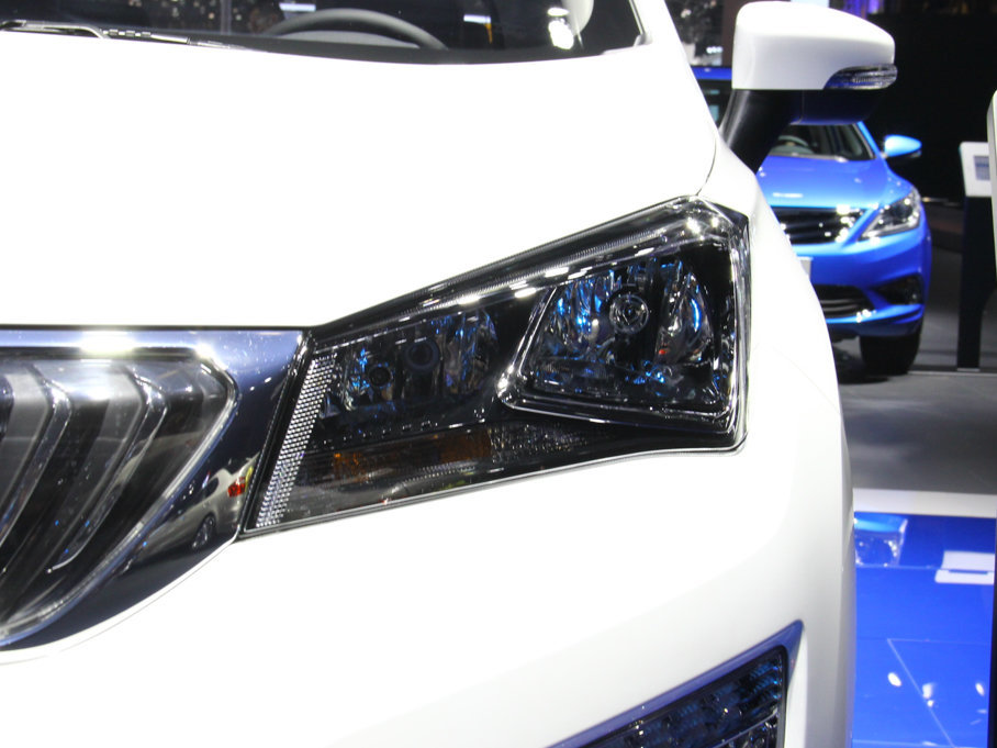 2017���L��CS15 EV 늄�܇