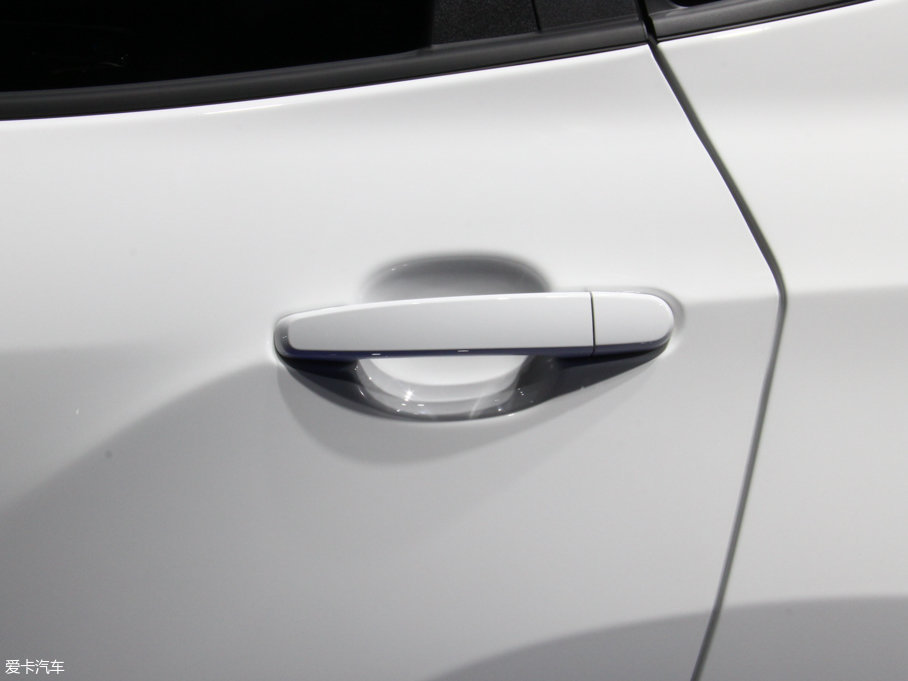 2017���L��CS15 EV 늄�܇