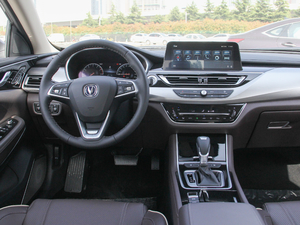 20181.5T Ԅ(dng) V п؅^(q)