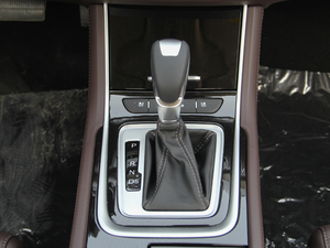 20181.5T Ԅ(dng) V п؅^(q)