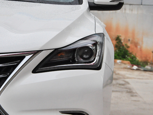 2018款1.6L GDI 自动领尚型 大灯