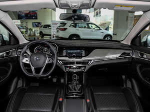 2018款高能版 1.6L GDI 手动先锋型 国V 内饰全景