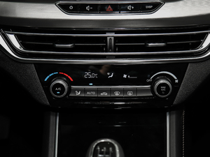 2018款高能版 1.6L GDI 手动先锋型 国V 空调调节