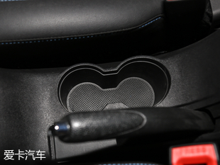 長安乘用車2018款長安CS15 EV