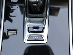 2018280T ԄI V п؅^