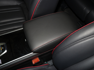 2018款280T 手动雅智型 国V 中央扶手箱