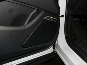 2018款280T 手动雅智型 国V 空间座椅
