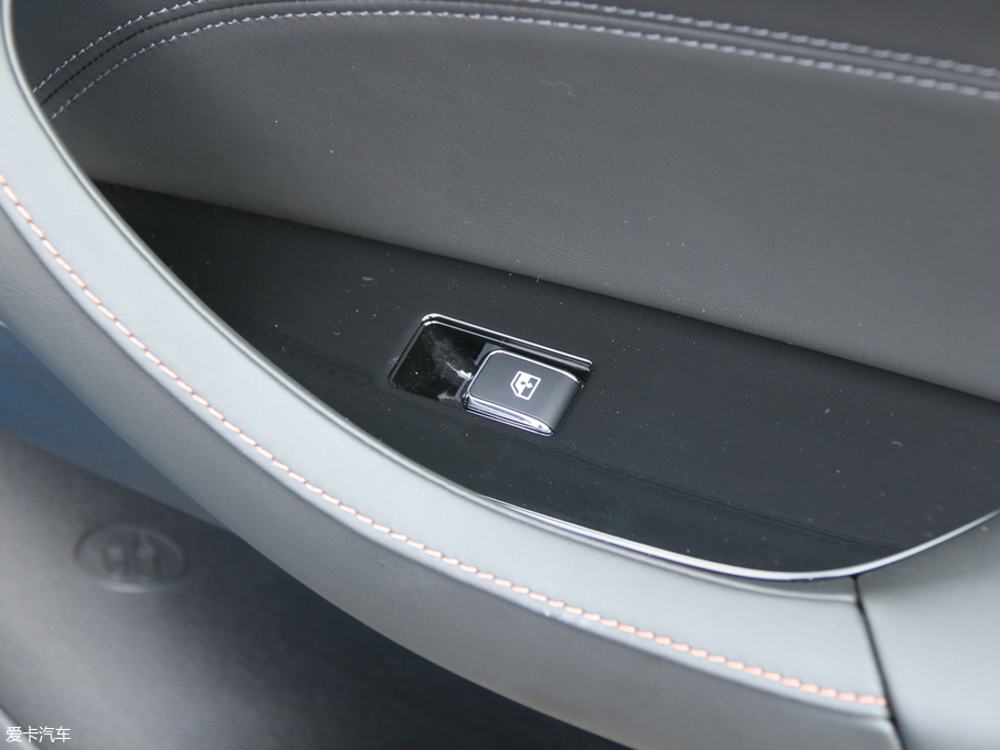 2018݄XT 1.6L GDI ԄJ