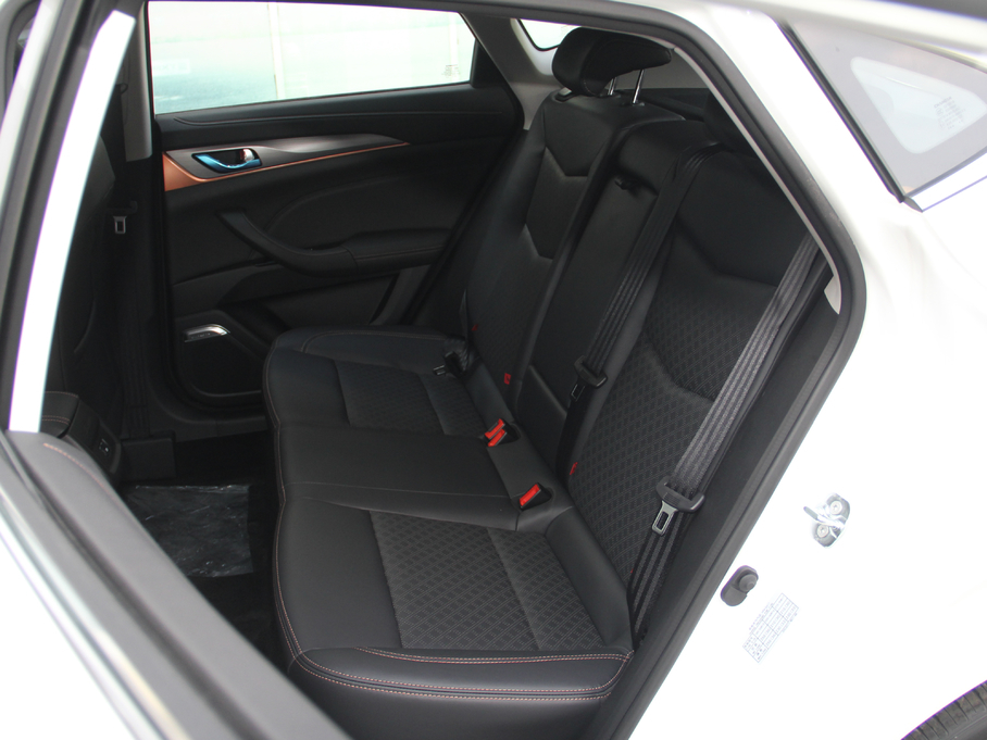 2018݄XT 1.6L GDI ԄJ