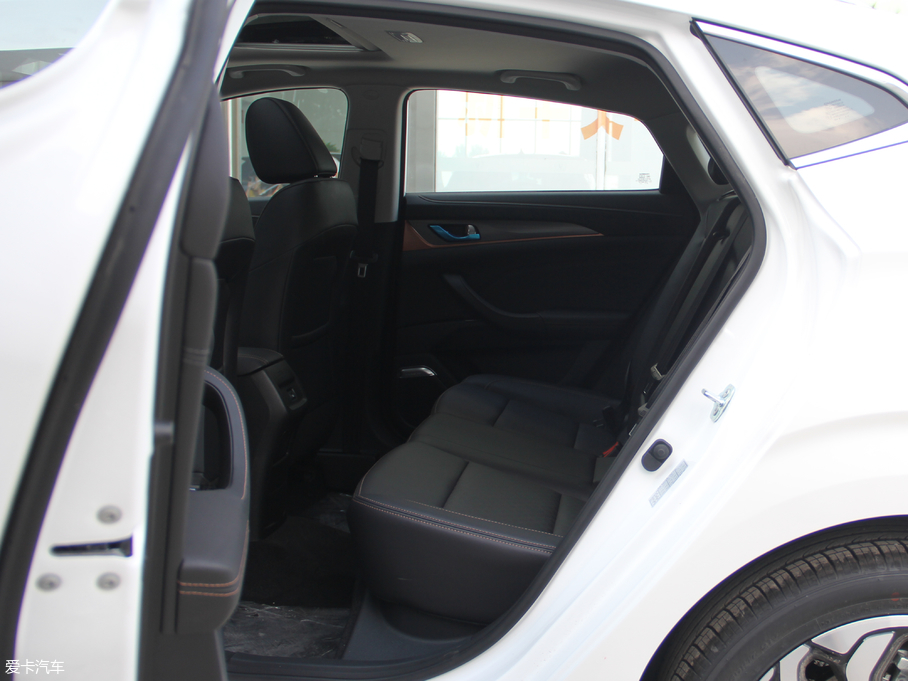 2018݄XT 1.6L GDI ԄJ