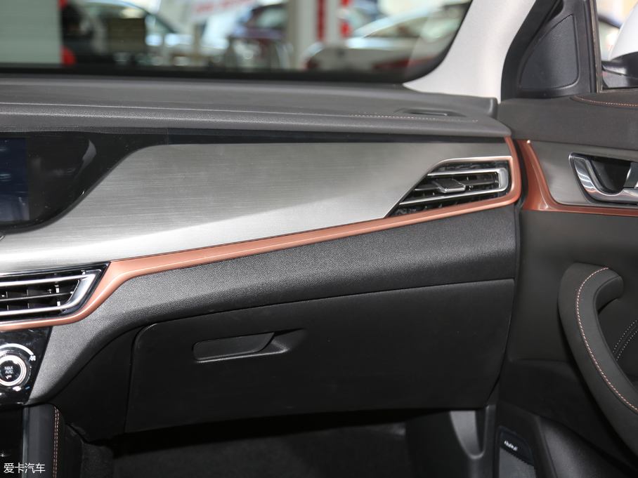 2018݄XT 1.6L GDI քL