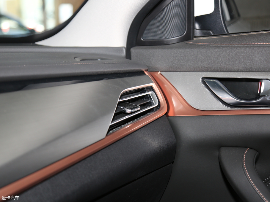 2018݄XT 1.6L GDI քL