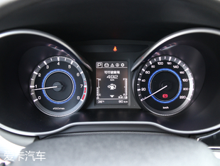 長安乘用車2018款逸動XT