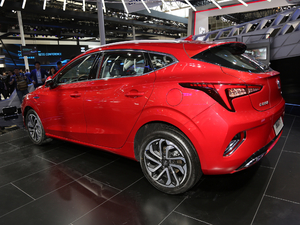 2018款1.6L GDI 手动新潮型 整体外观