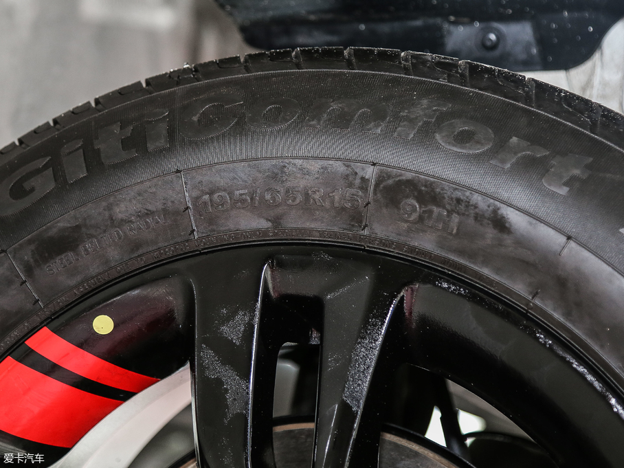 2019�����Ɲ Onix Redline