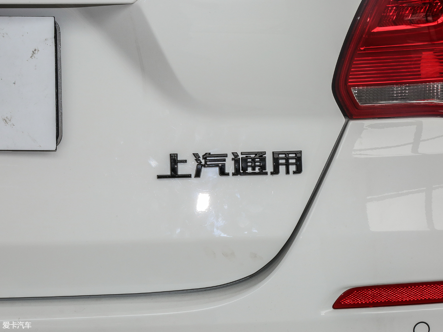 2019�����Ɲ Onix Redline