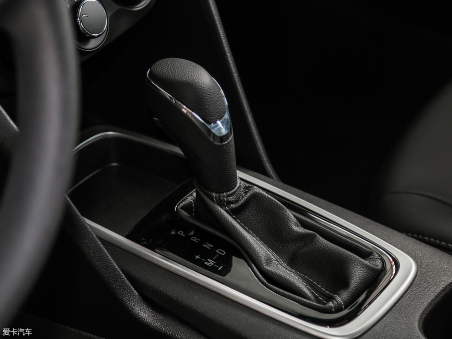 2019�����Ɲ Onix Redline