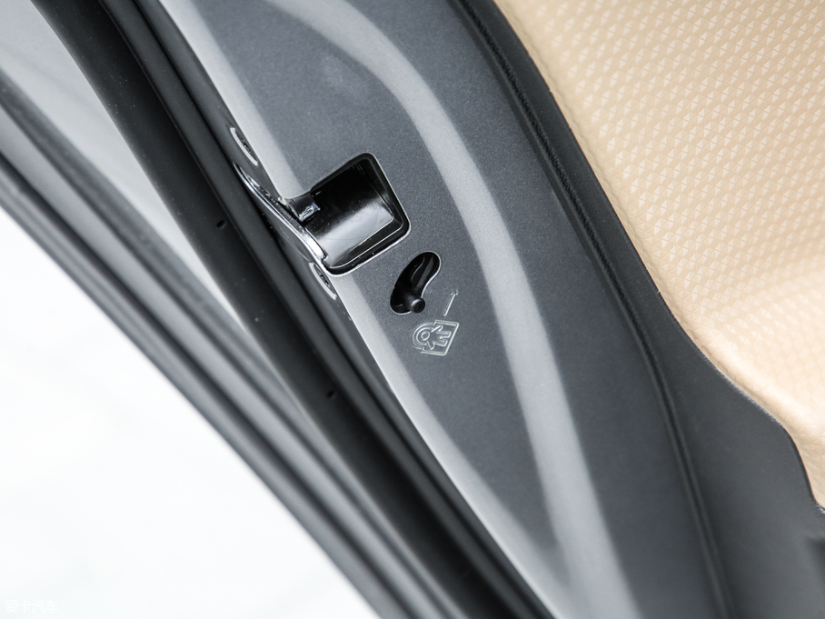 2020Ɲ Redline 325T Ԅҫ VI