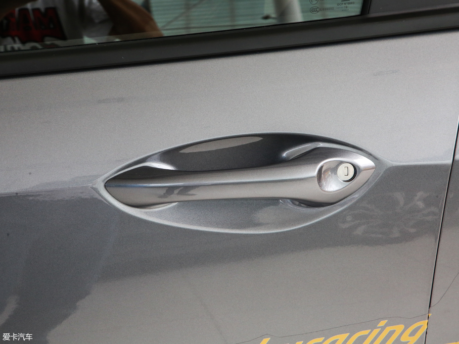 2020Ɲ Redline 325T Ԅ(dng)ҫ (gu)VI