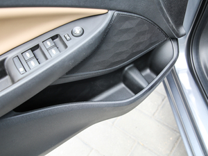 2020Redline 325T Ԅҫ VI ǰTg