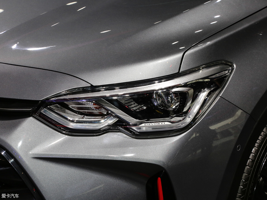 2018�����m�� Redline 530T �Ԅ�(d��ng)ҫ���� 5+2�� ��(gu��)V