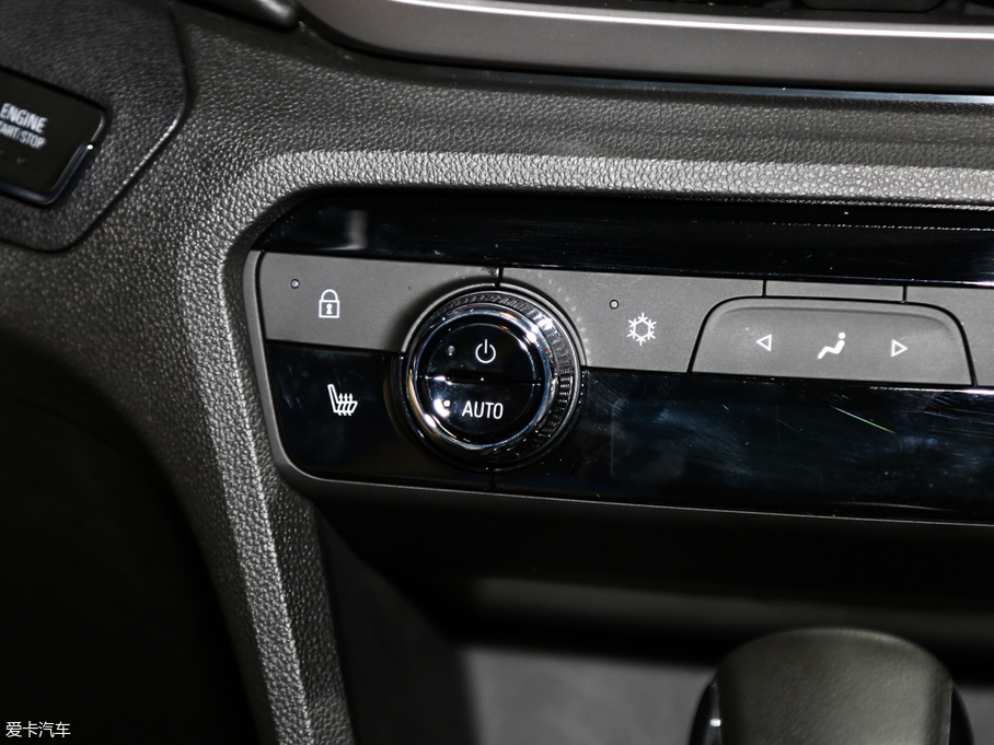 2018�����m�� Redline 530T �Ԅ�ҫ���� 5+2�� ��V