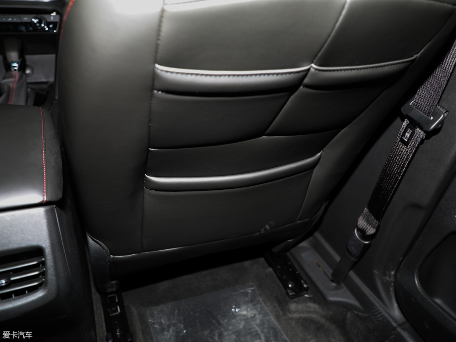 2018�����m�� Redline 530T �Ԅ�(d��ng)ҫ���� 5+2�� ��V