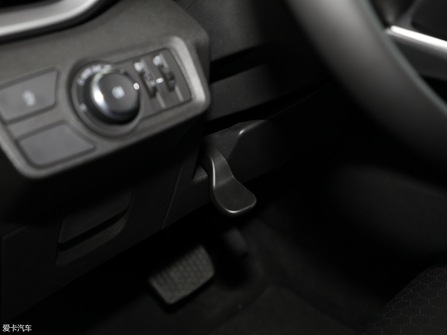 2018�����m�� Redline 530T �Ԅ�ҫ���� 5+2�� ��V