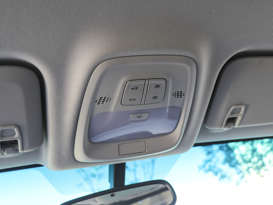 2018�����m�� Redline 530T �Ԅ�ҫ���� 5+2�� ��V