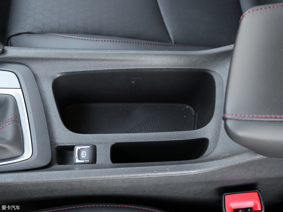 2018�����m�� Redline 530T �Ԅ�ҫ���� 5+2�� ��V