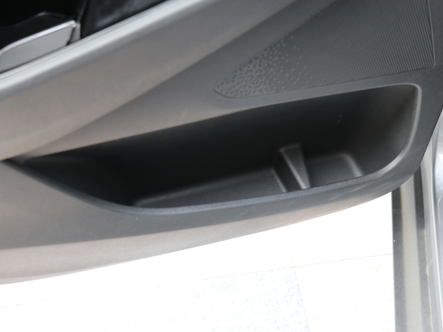 2018�����m�� Redline 530T �Ԅ�ҫ���� 5+2�� ��V