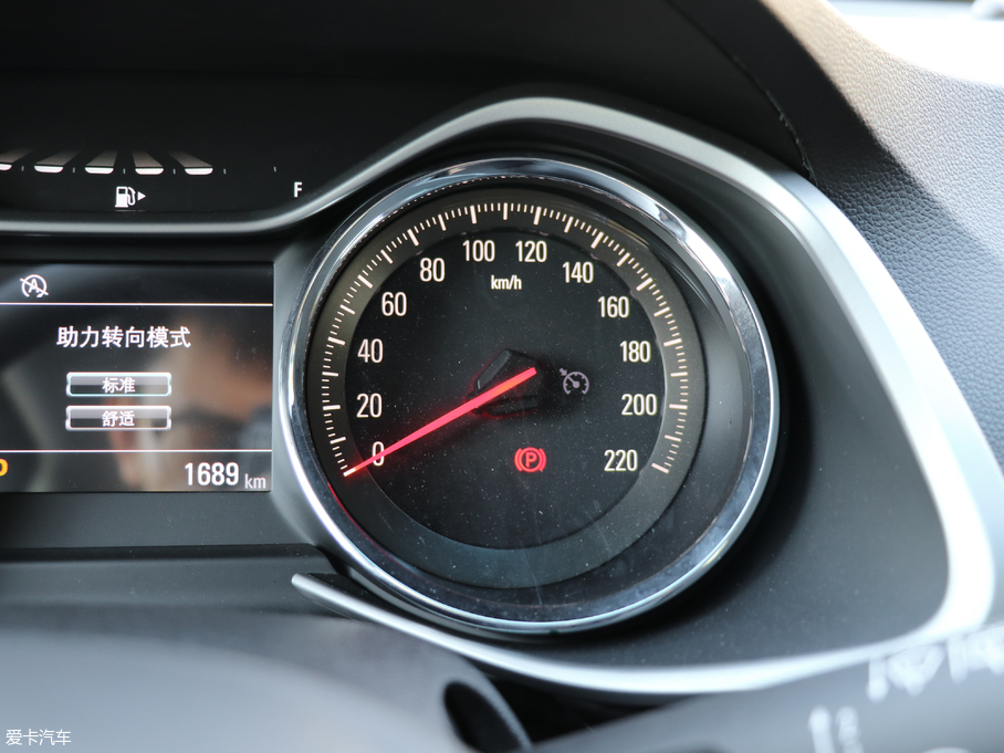 2018�����m�� Redline 530T �Ԅ�ҫ���� 5+2�� ��V