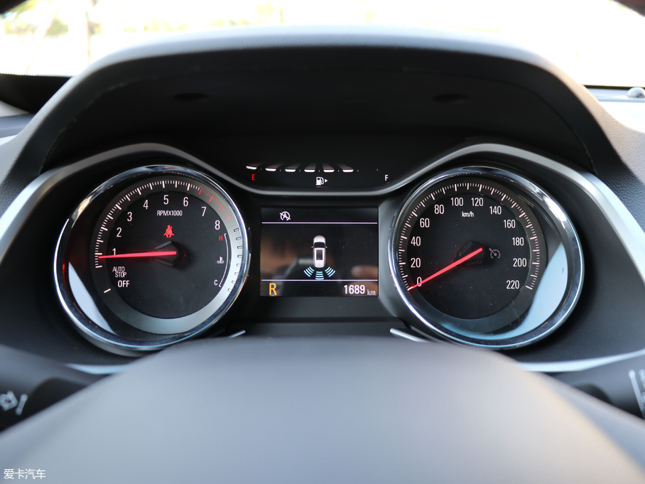 2018�����m�� Redline 530T �Ԅ�ҫ���� 5+2�� ��V