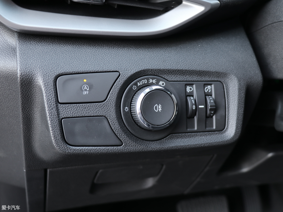 2018�����m�� Redline 530T �Ԅ�ҫ���� 5+2�� ��V