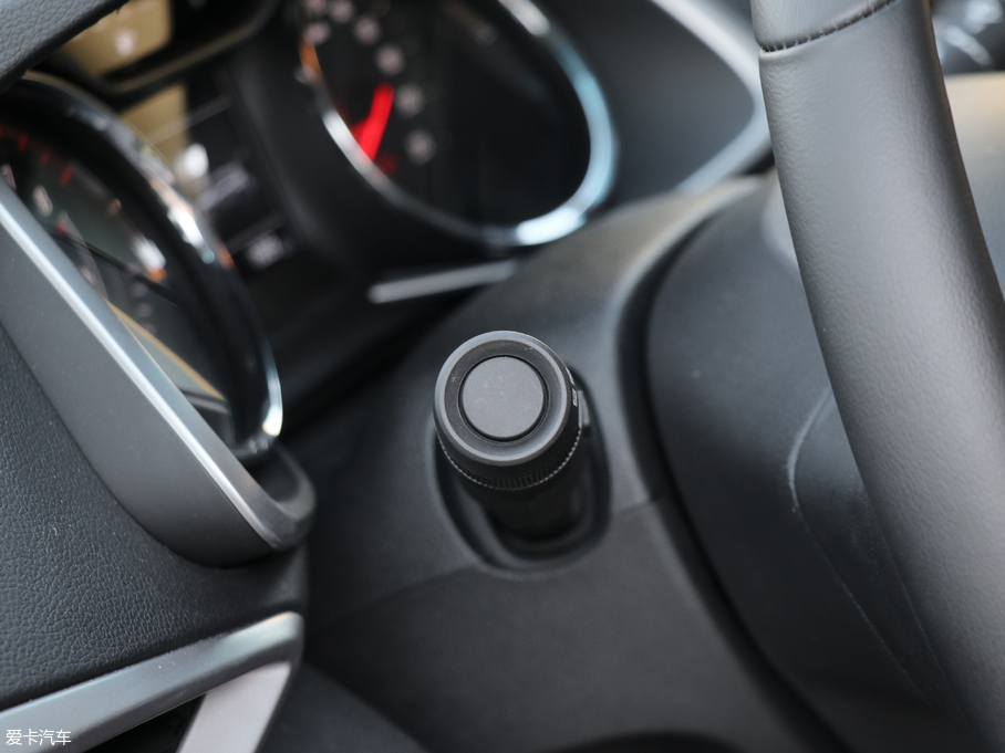 2018�����m�� Redline 530T �Ԅ�ҫ���� 5+2�� ��V