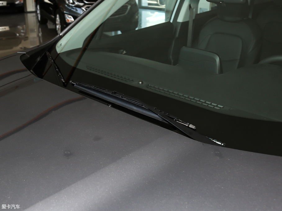 2018�����m�� Redline 530T �Ԅӿv���� 5+2�� ��V