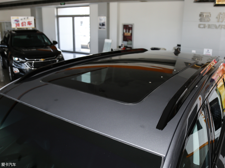 2018�����m�� Redline 530T �Ԅ�(d��ng)�v���� 5+2�� ��(gu��)V