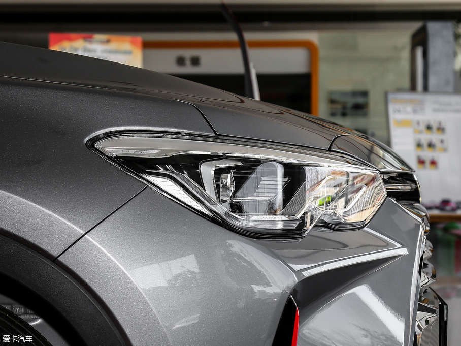 2018�����m�� Redline 530T �Ԅӿv���� 5+2�� ��V