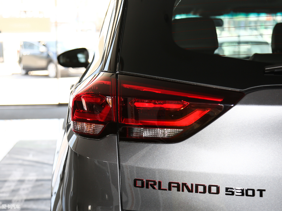 2018�����m�� Redline 530T �Ԅӿv���� 5+2�� ��V