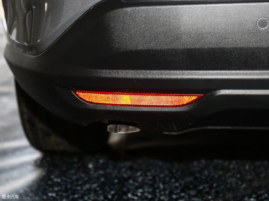 2018�����m�� Redline 530T �Ԅӿv���� 5+2�� ��V