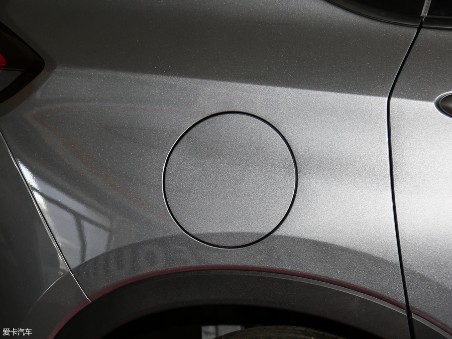 2018�����m�� Redline 530T �Ԅӿv���� 5+2�� ��V