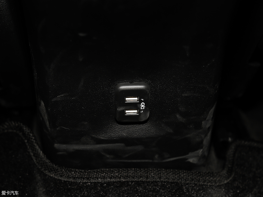 2018�����m�� Redline 530T �Ԅ�(d��ng)�v���� 5+2�� ��(gu��)V