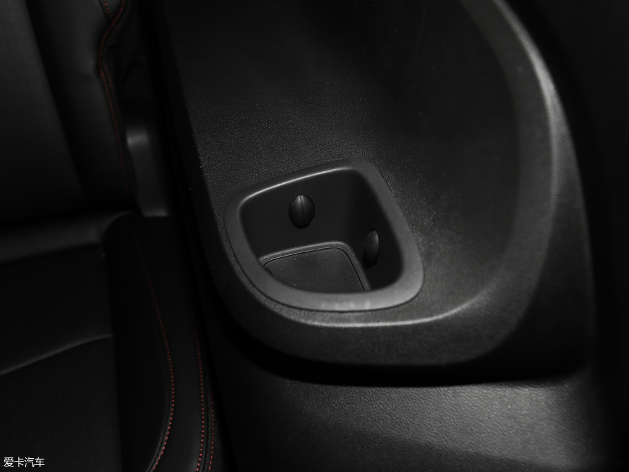 2018�����m�� Redline 530T �Ԅӿv���� 5+2�� ��V