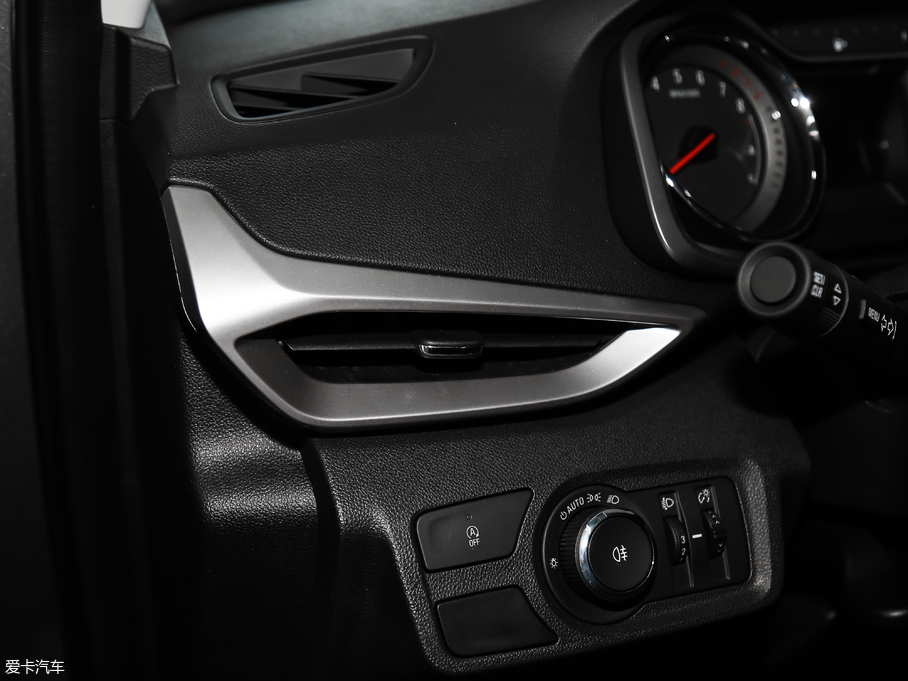 2018�����m�� Redline 530T �Ԅӿv���� 5+2�� ��V