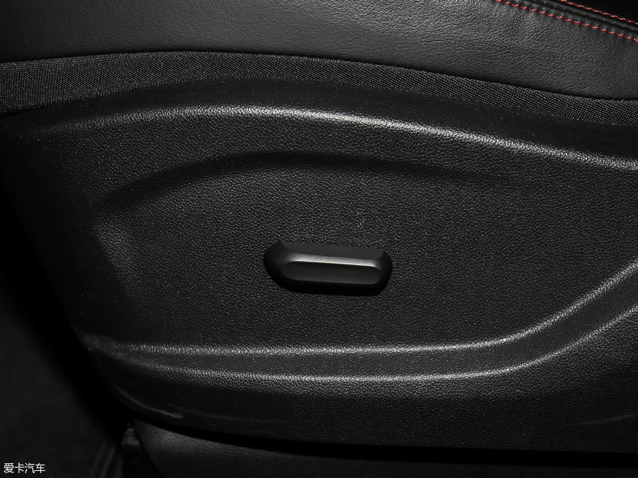 2018�����m�� Redline 530T �Ԅӿv���� 5+2�� ��V