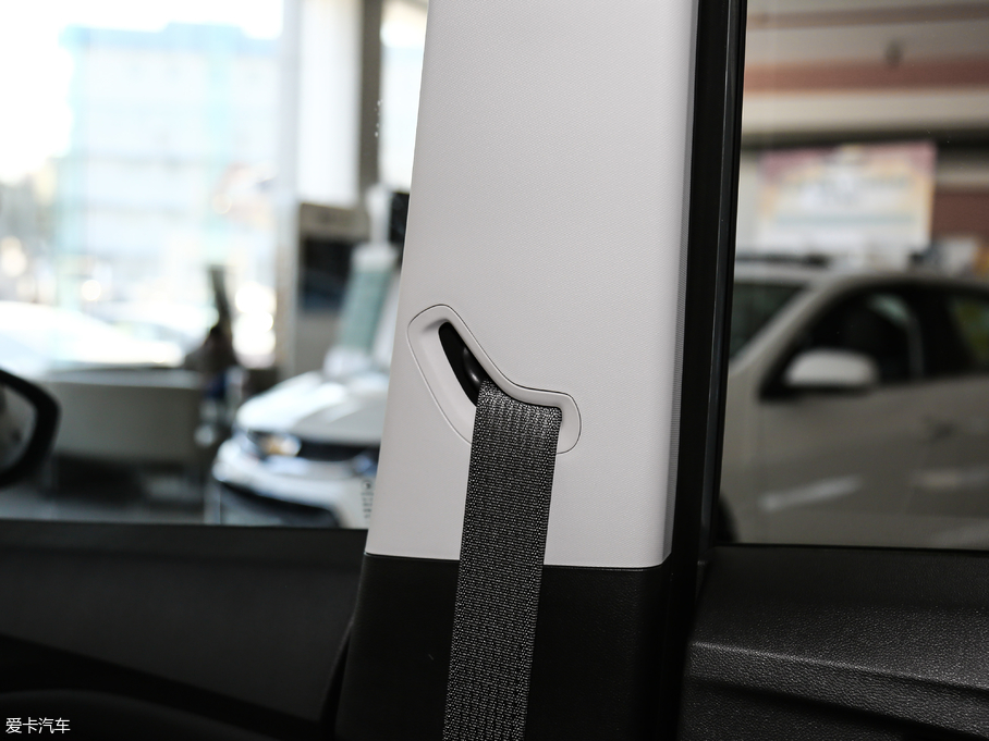 2018�����m�� Redline 530T �Ԅ�(d��ng)�v���� 5+2�� ��(gu��)V