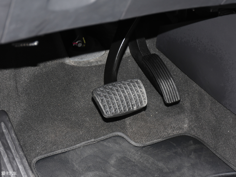 2018�����m�� 530T ���涨�ư� 5+2�� ��V