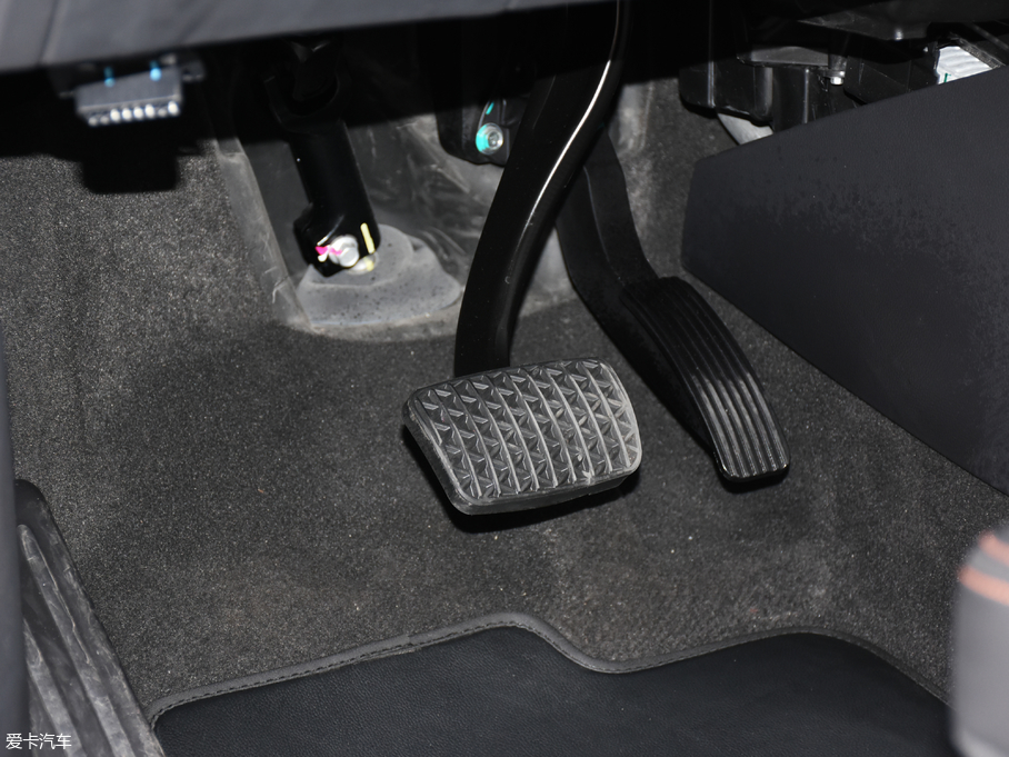 2018�����m�� 530T ���涨�ư� 5+2�� ��V