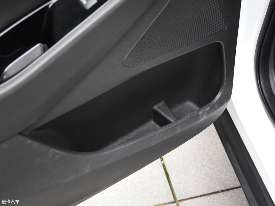 2018�����m�� 530T ���涨�ư� 5+2�� ��V